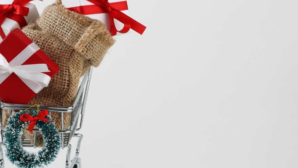 Idee Regalo Uniche per il Natale 2023: Guida allo Shopping Natalizio